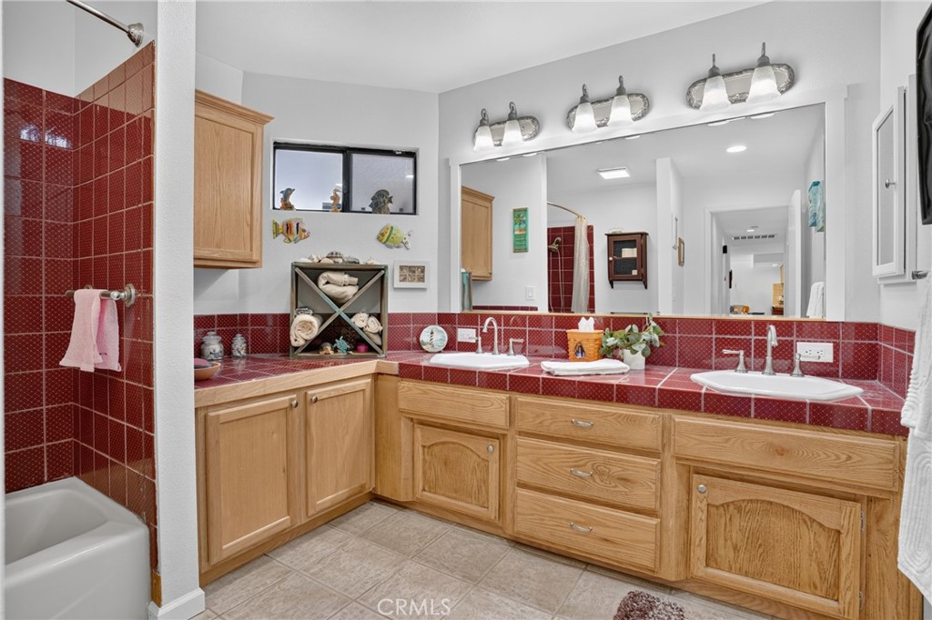 1031 Rachel, Paso Robles, CA 93446