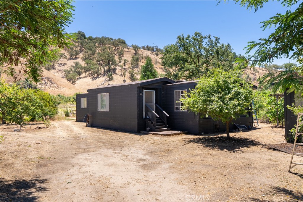 5750 El Pharo, Paso Robles, CA 93446