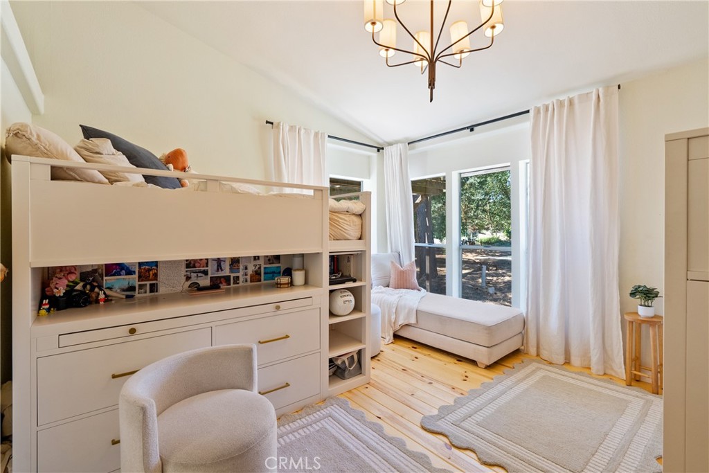 5750 El Pharo, Paso Robles, CA 93446