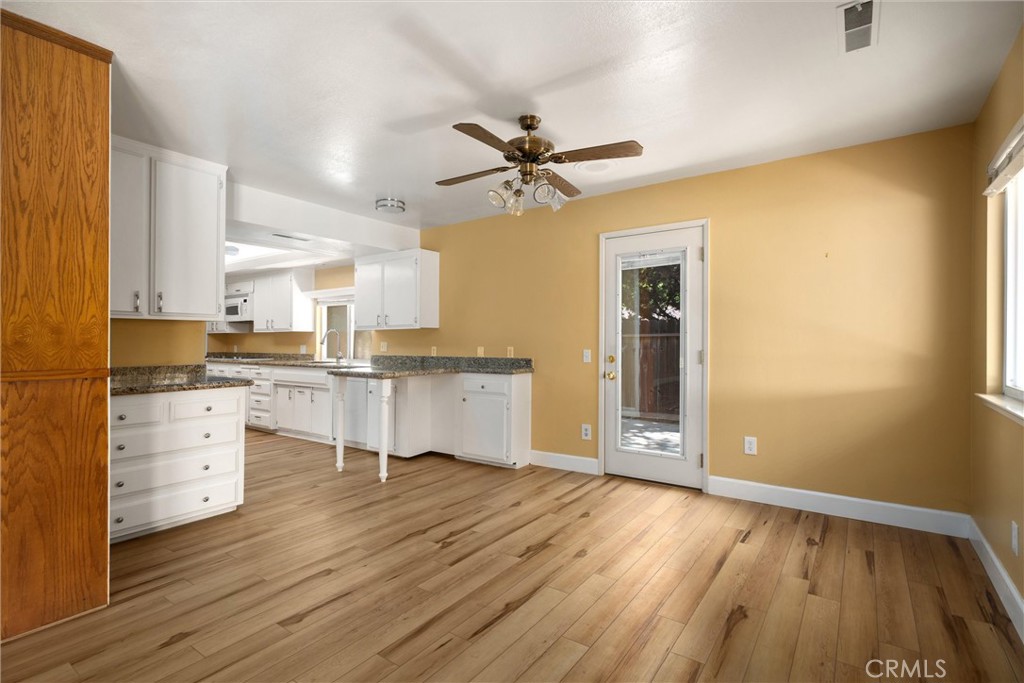 1523 Country Club Dr, Paso Robles, CA 93446