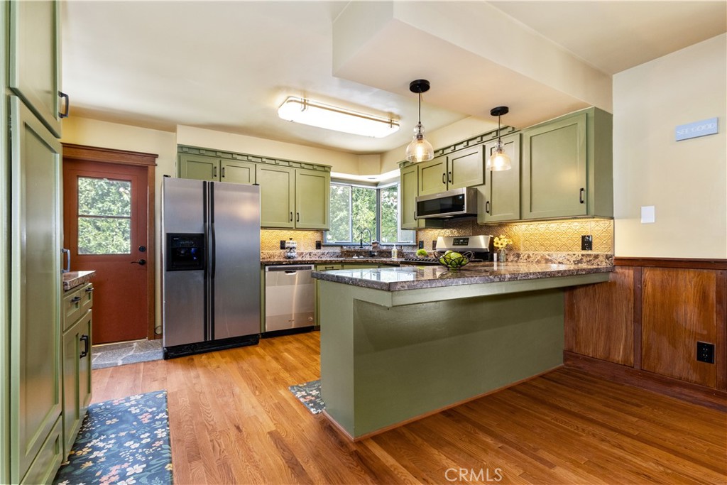 370 Pacific Ave, Paso Robles, CA 93446