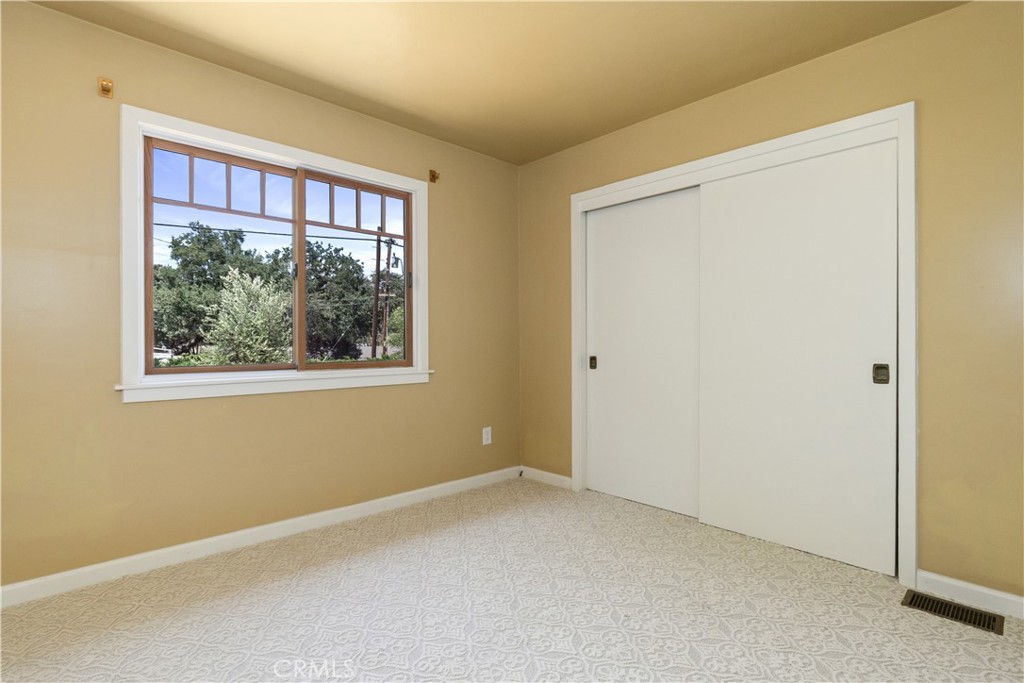 370 Pacific Ave, Paso Robles, CA 93446
