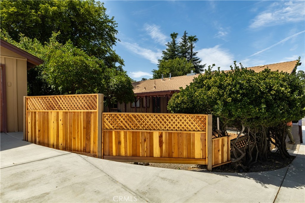 370 Pacific Ave, Paso Robles, CA 93446