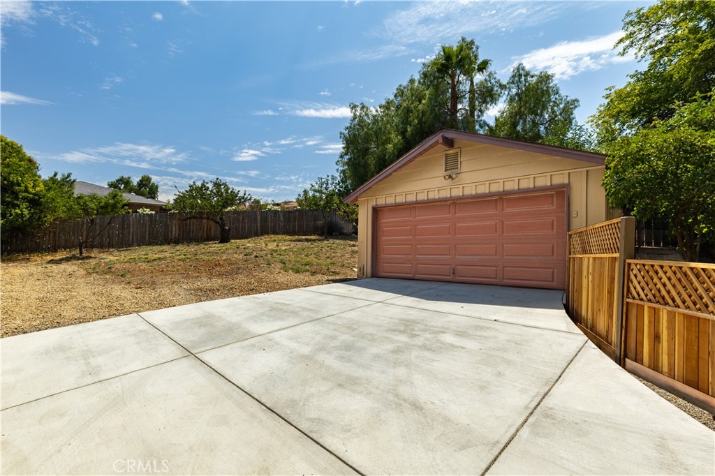 370 Pacific Ave, Paso Robles, CA 93446