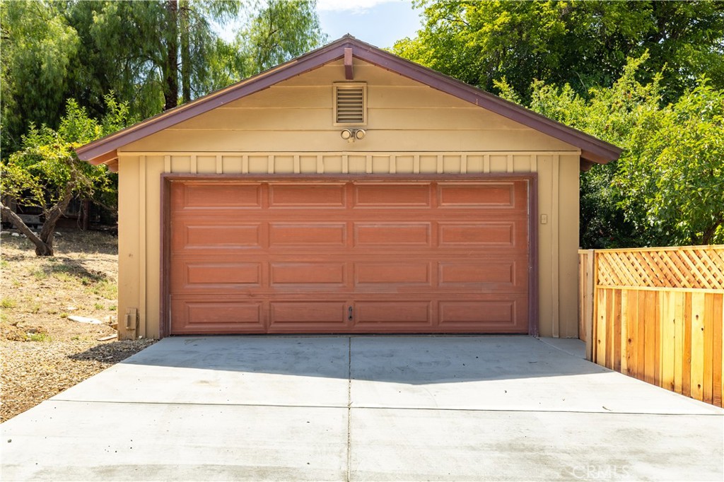 370 Pacific Ave, Paso Robles, CA 93446