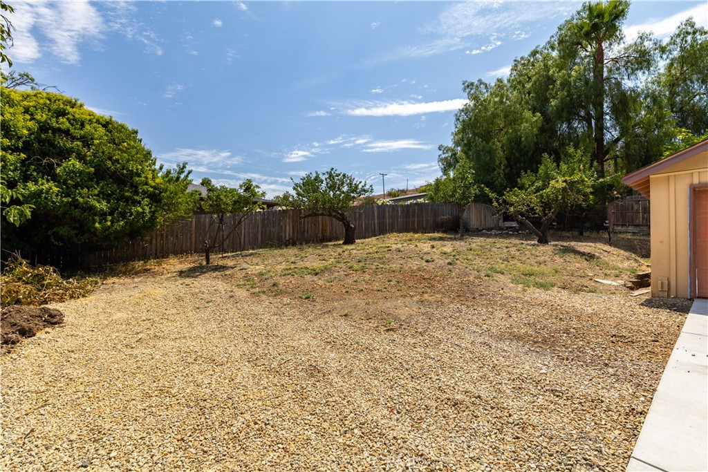 370 Pacific Ave, Paso Robles, CA 93446