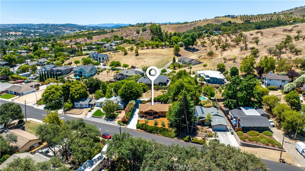 370 Pacific Ave, Paso Robles, CA 93446