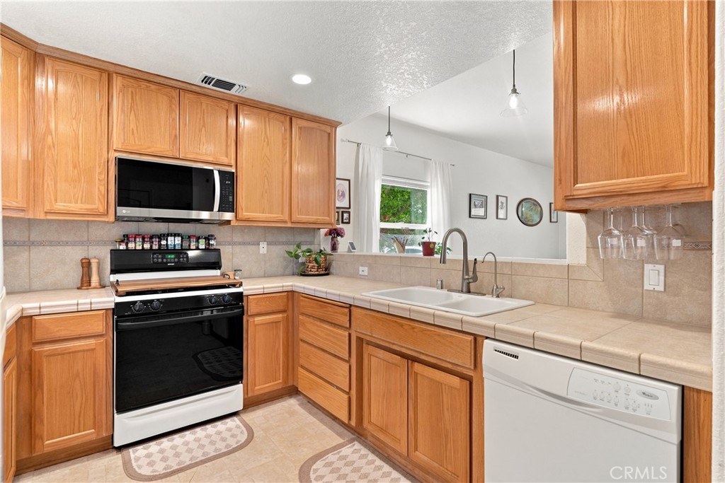 7755 Navajoa, Atascadero, CA 93422