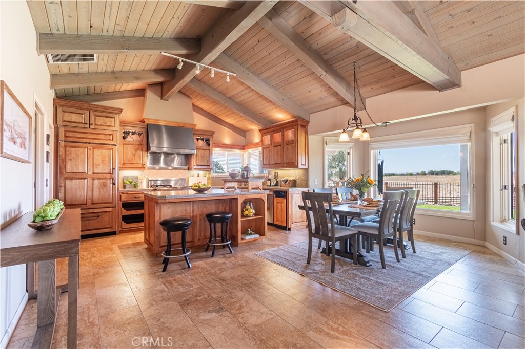 1675 Adobe Rd, Paso Robles, CA 93446