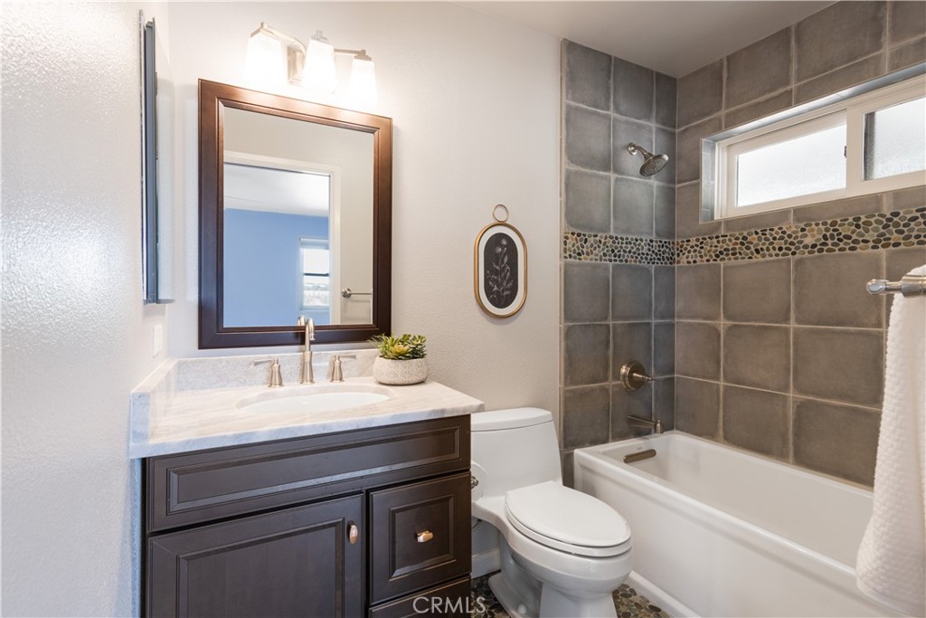 1675 Adobe Rd, Paso Robles, CA 93446