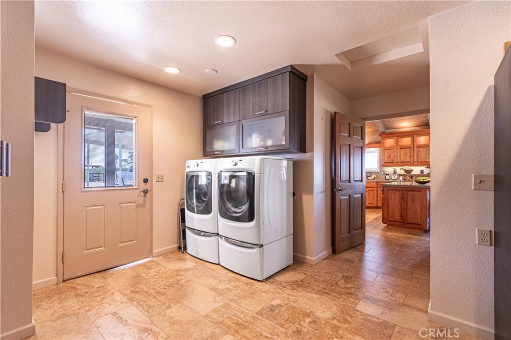 1675 Adobe Rd, Paso Robles, CA 93446
