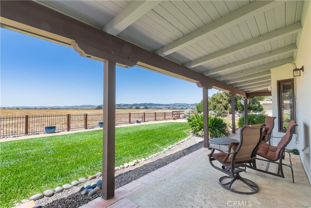 1675 Adobe Rd, Paso Robles, CA 93446