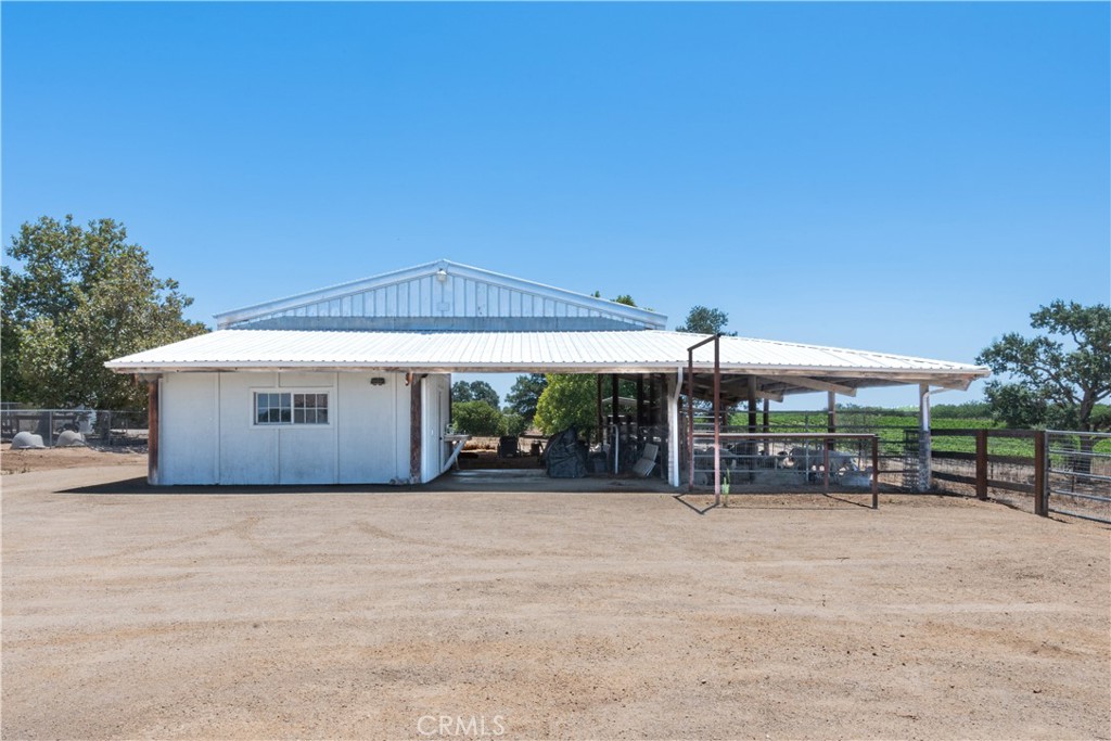 1675 Adobe Rd, Paso Robles, CA 93446