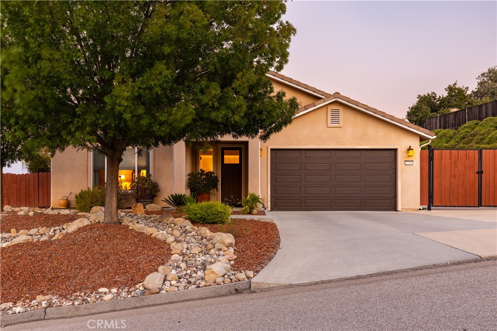 2740 Edgewood Ct, Paso Robles, CA 93446