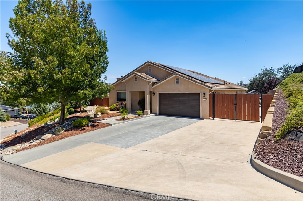 2740 Edgewood Ct, Paso Robles, CA 93446