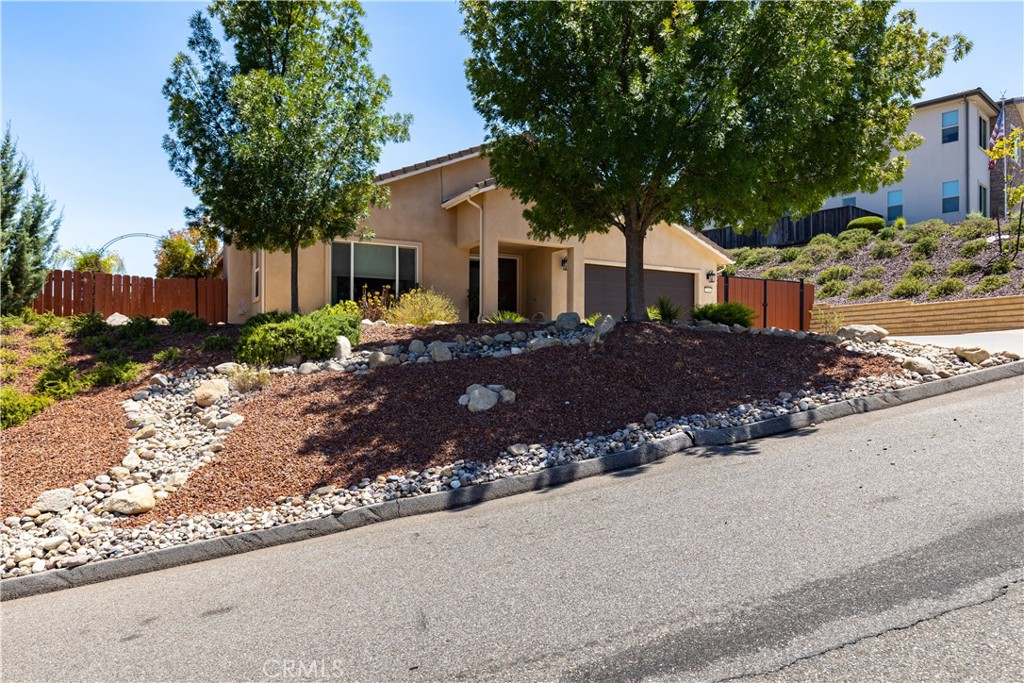 2740 Edgewood Ct, Paso Robles, CA 93446
