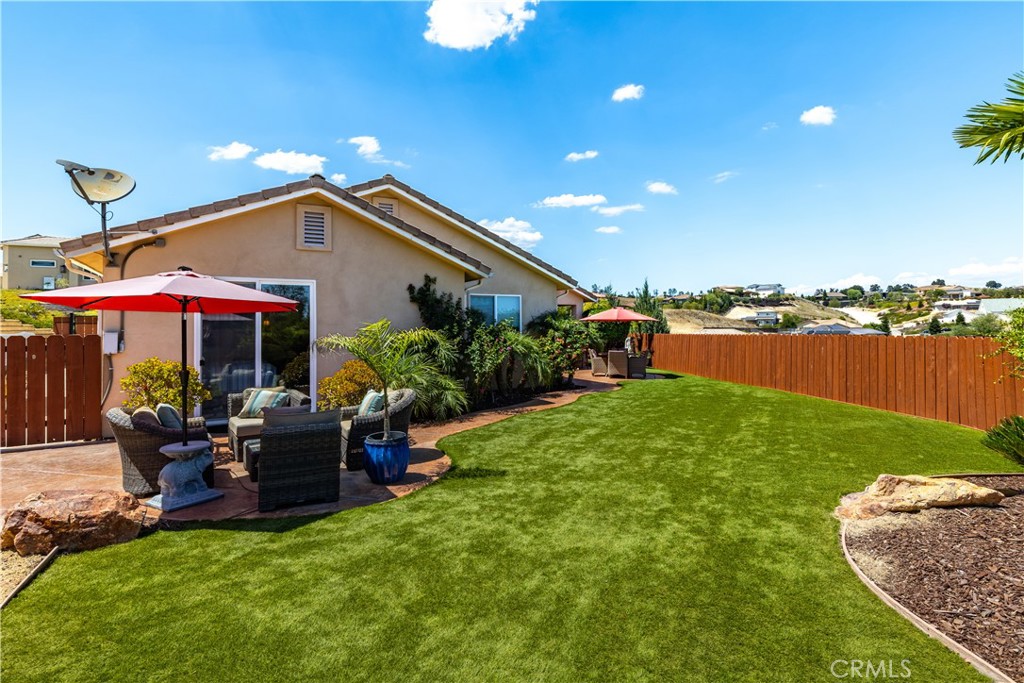 2740 Edgewood Ct, Paso Robles, CA 93446