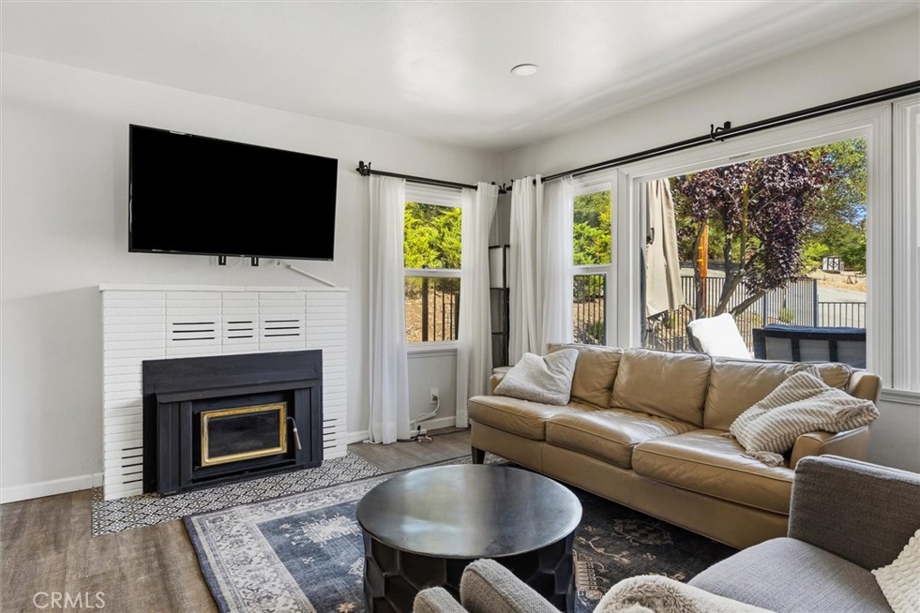 104 16th, Paso Robles, CA 93446