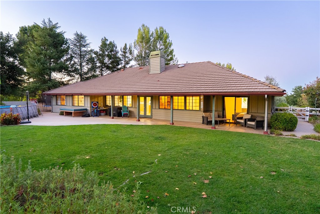1380 Shane, Templeton, CA 93465