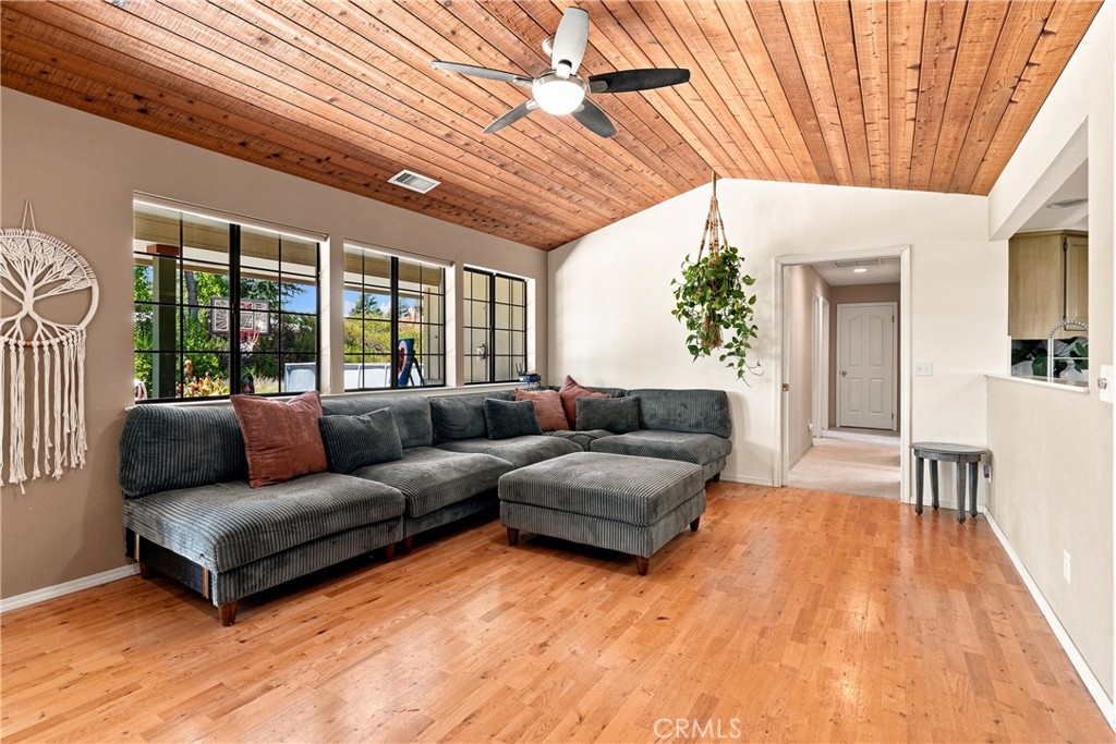 1380 Shane, Templeton, CA 93465