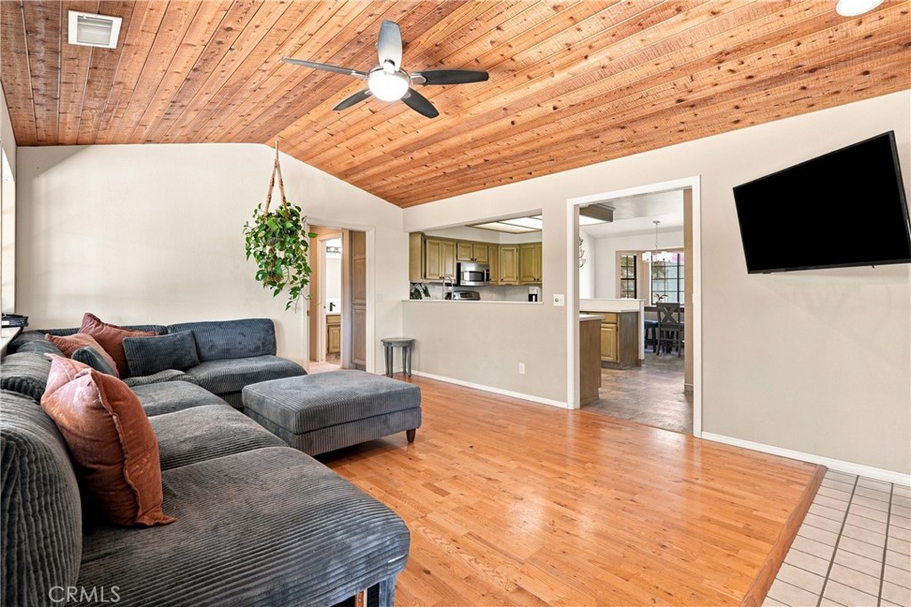 1380 Shane, Templeton, CA 93465