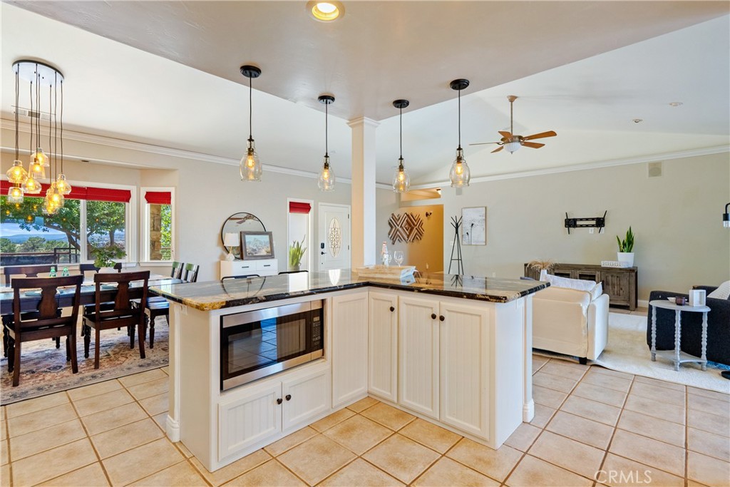 8580 Warren, Paso Robles, CA 93446