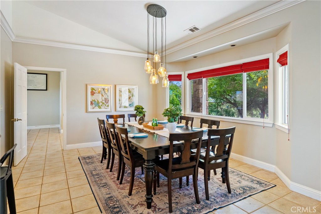 8580 Warren, Paso Robles, CA 93446