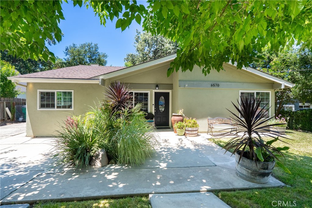 6570 Navajoa, Atascadero, CA 93422