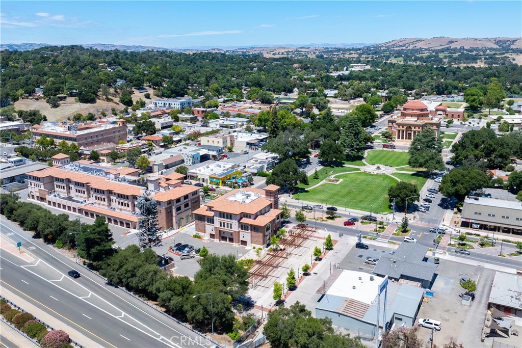 6570 Navajoa, Atascadero, CA 93422