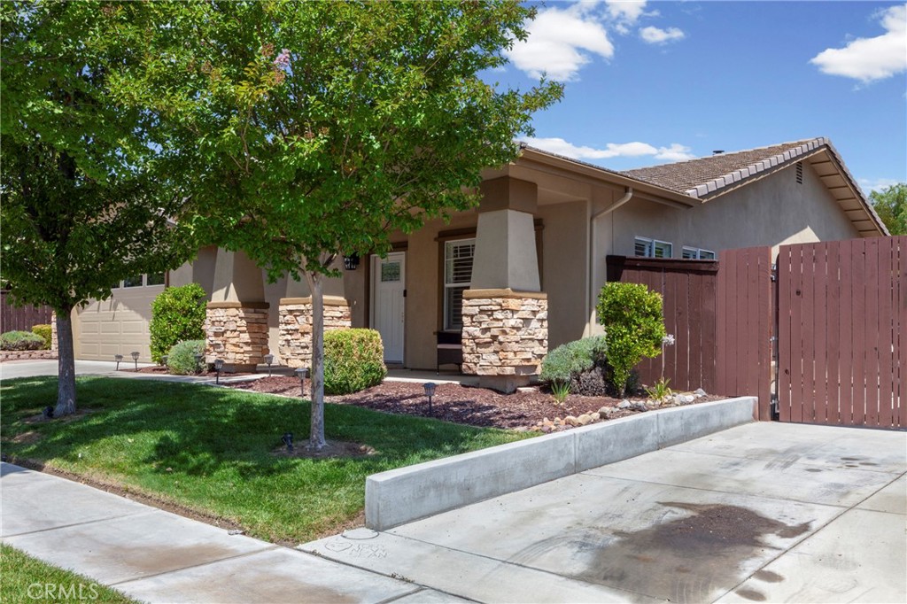 1204 Grassy Hollow, Paso Robles, CA 93446