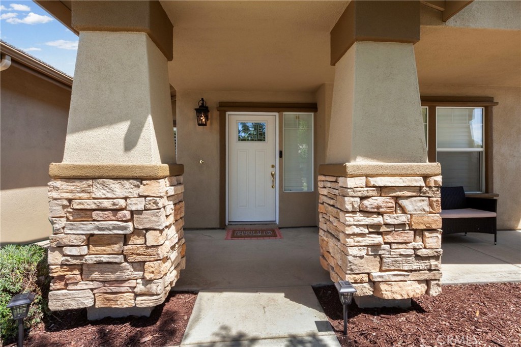 1204 Grassy Hollow, Paso Robles, CA 93446
