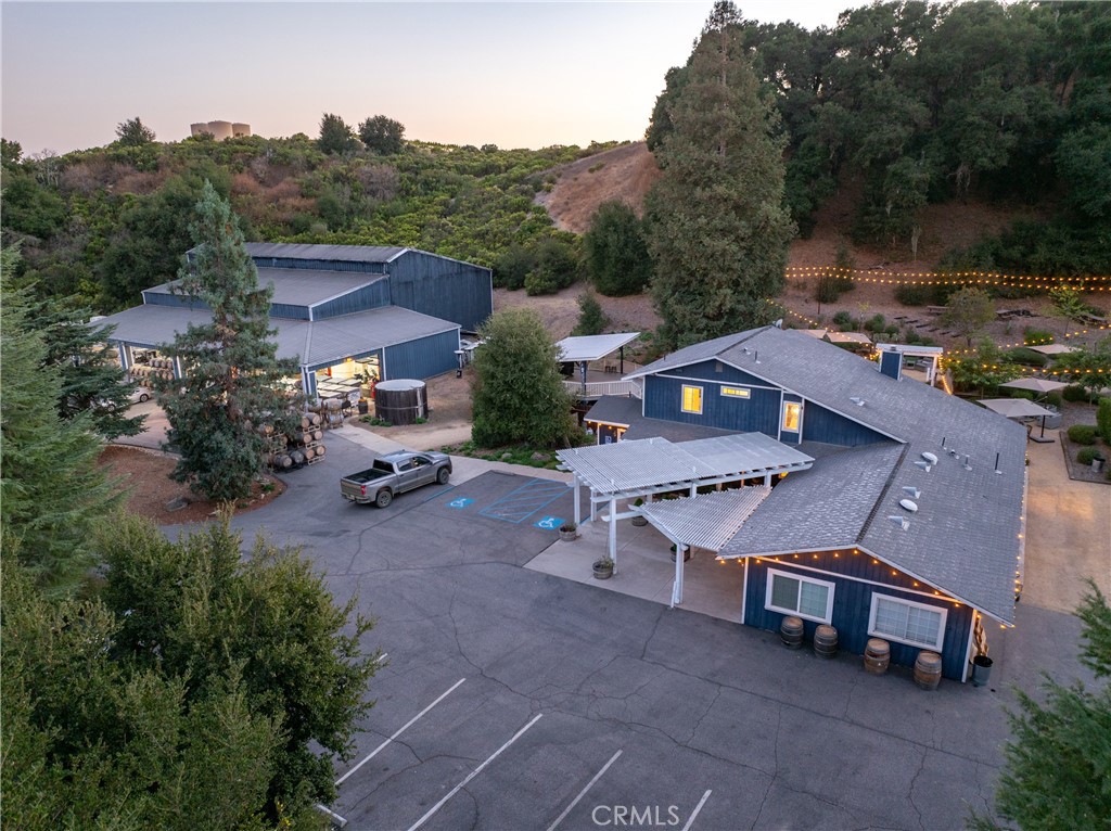 2925 Anderson Rd, Paso Robles, CA 93446