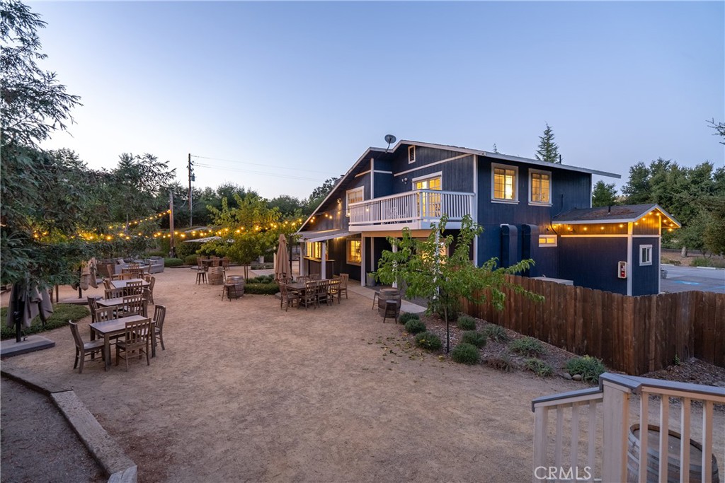 2925 Anderson Rd, Paso Robles, CA 93446