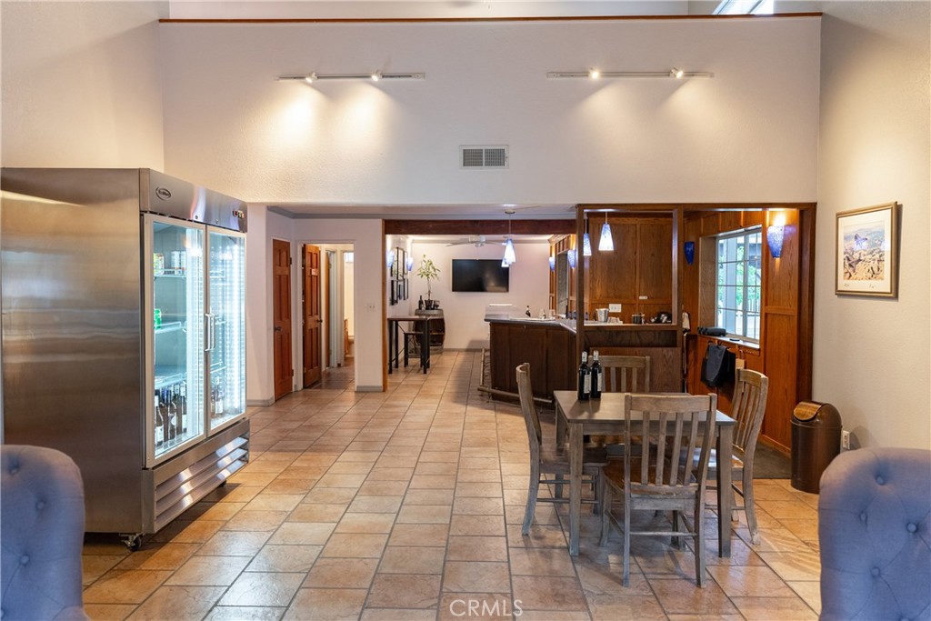 2925 Anderson Rd, Paso Robles, CA 93446