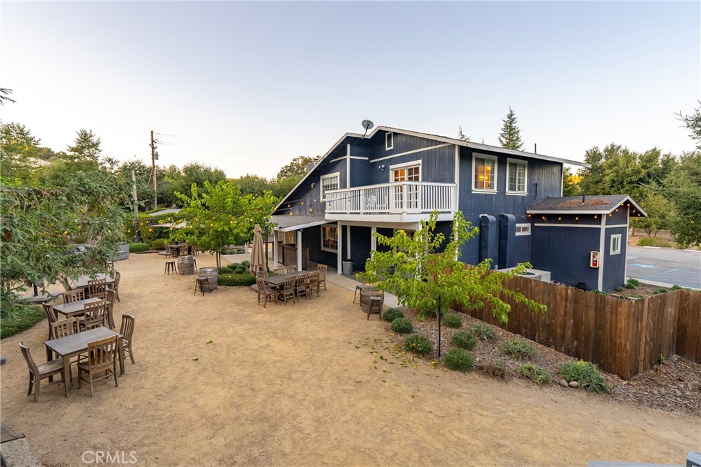 2925 Anderson Rd, Paso Robles, CA 93446