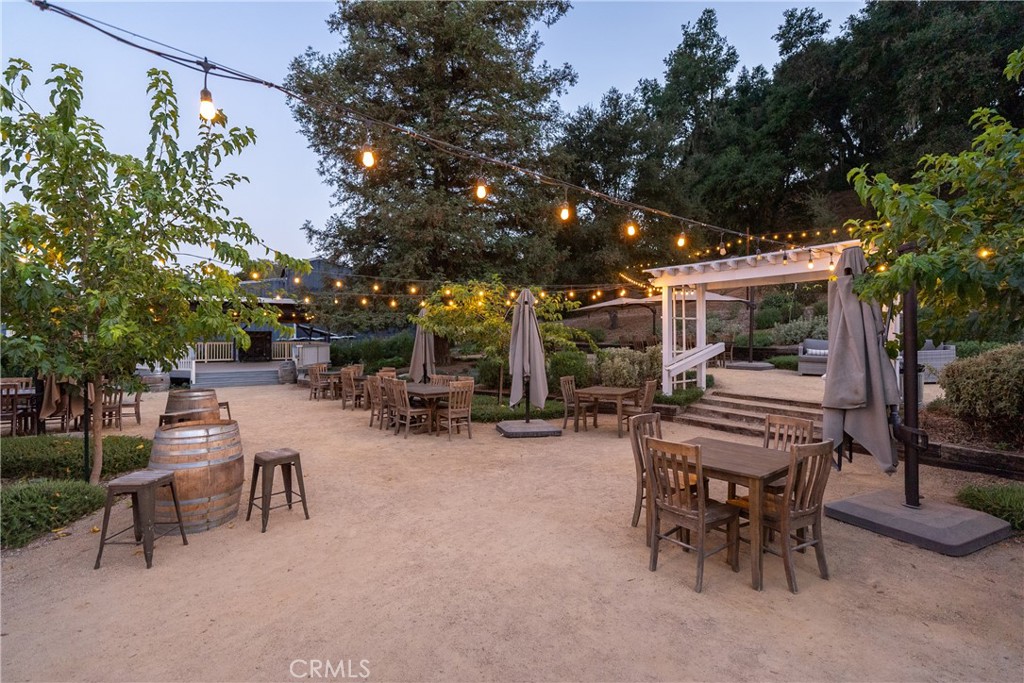 2925 Anderson Rd, Paso Robles, CA 93446