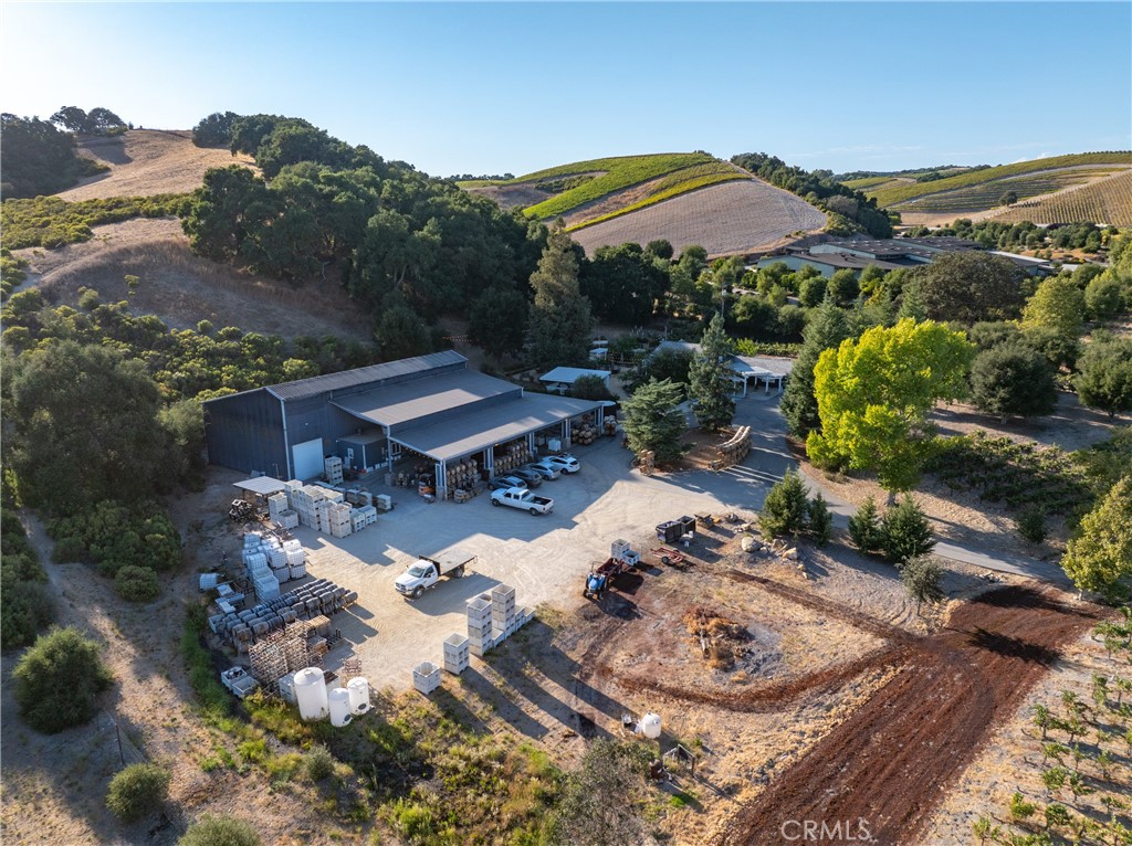 2925 Anderson Rd, Paso Robles, CA 93446