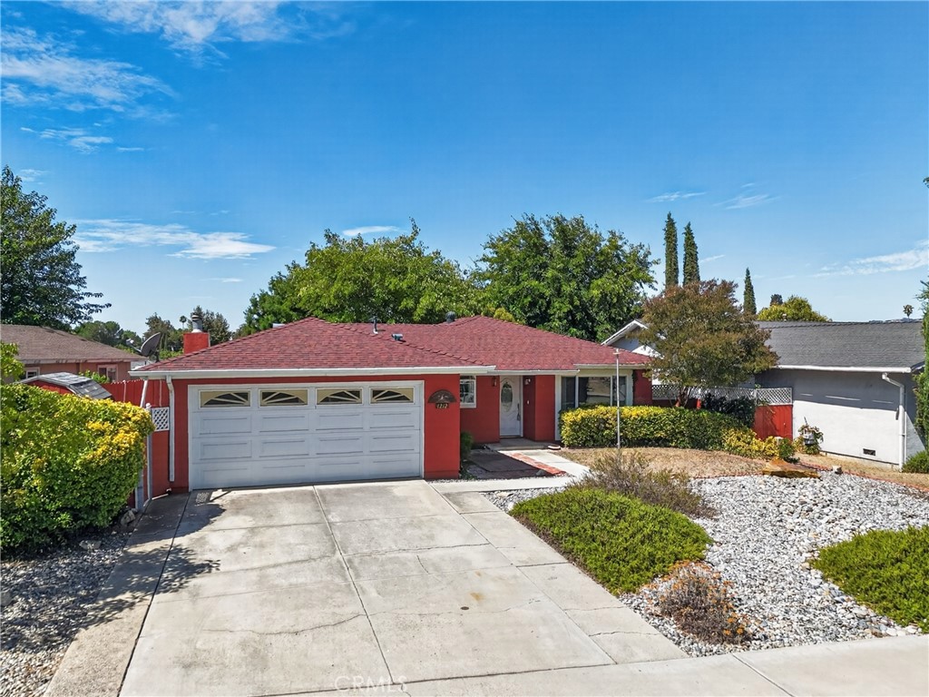 1212 Dorothy, Paso Robles, CA 93446