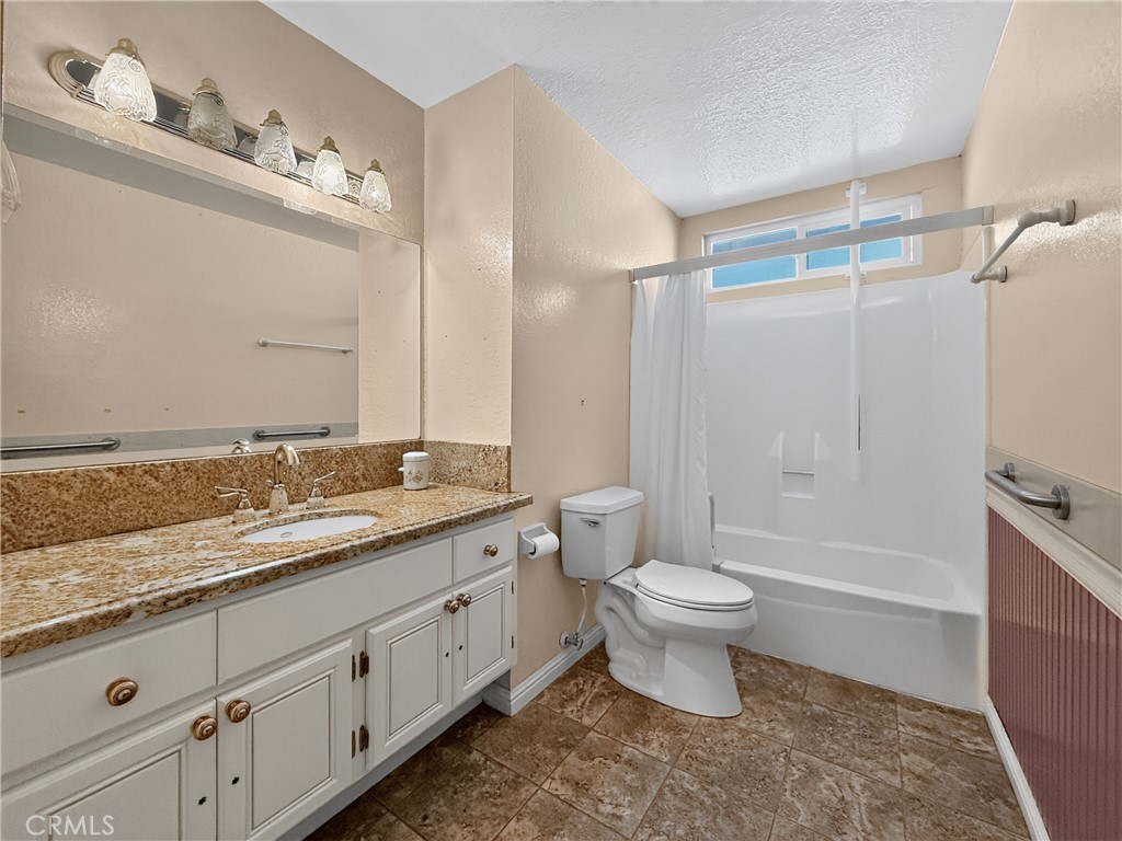 1212 Dorothy, Paso Robles, CA 93446