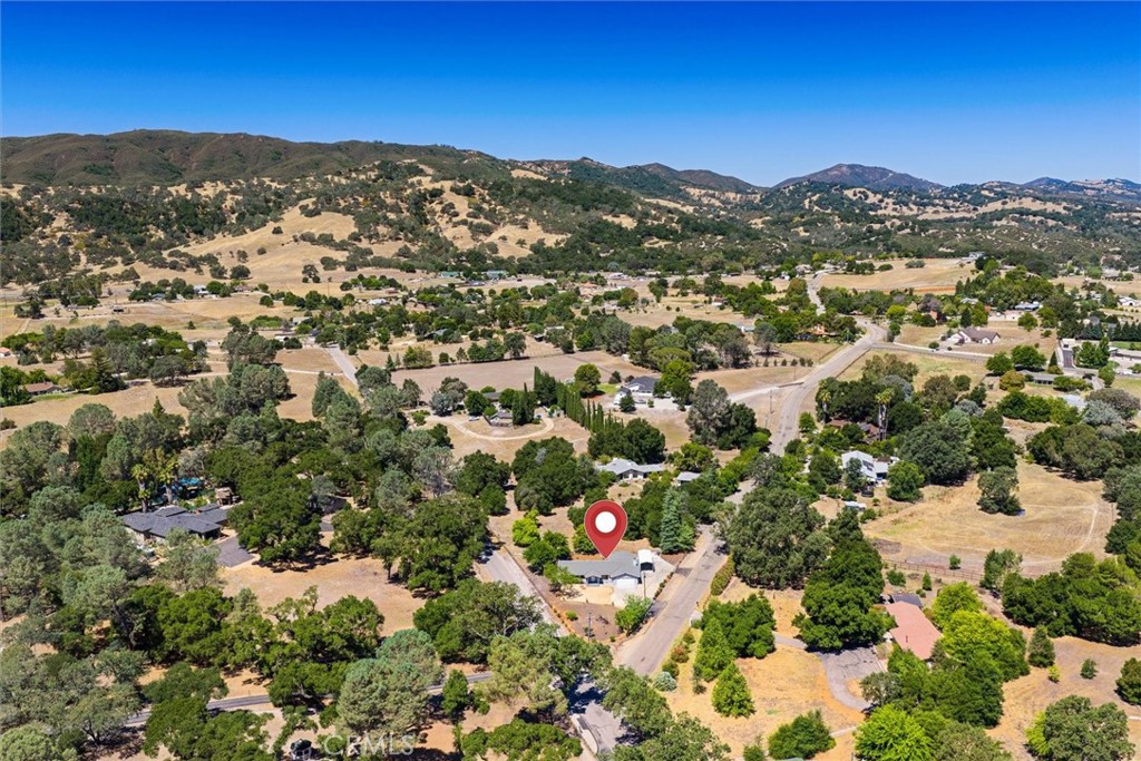14740 Morningside Rd, Atascadero, CA 93422
