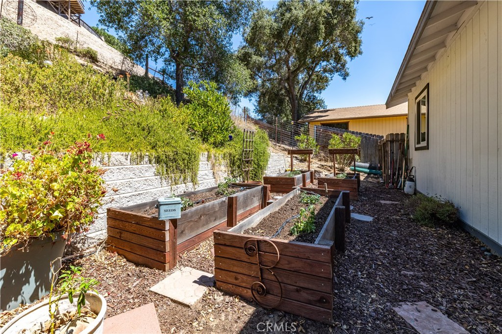 5655 Hermosilla Ave, Atascadero, CA 93422