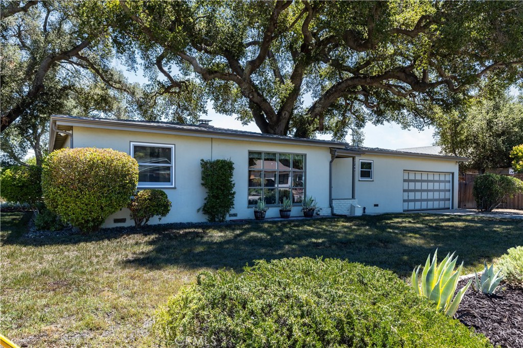 240 Oak, Paso Robles, CA 93446