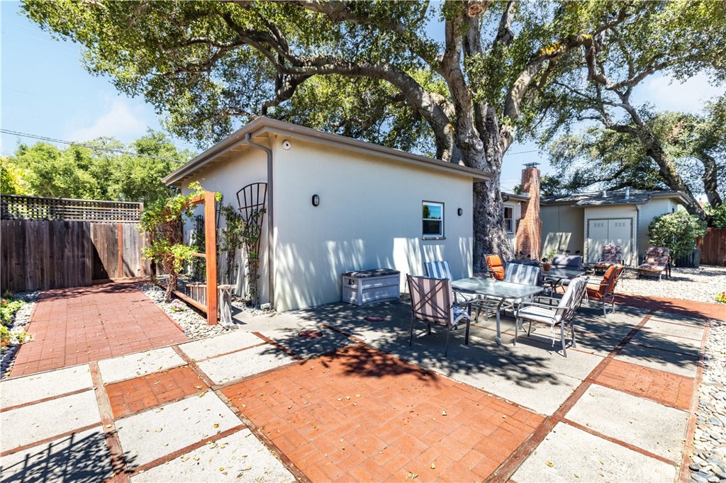 240 Oak, Paso Robles, CA 93446