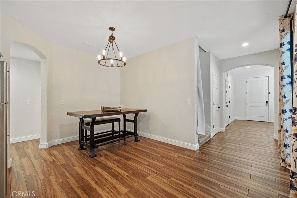 3320 W Glendale, Visalia, CA 93291