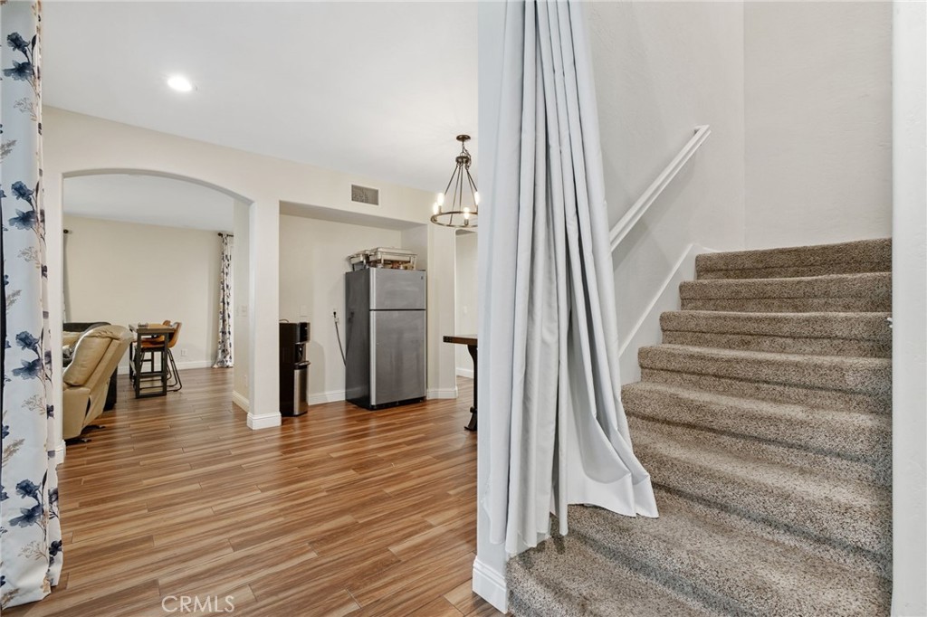 3320 W Glendale, Visalia, CA 93291