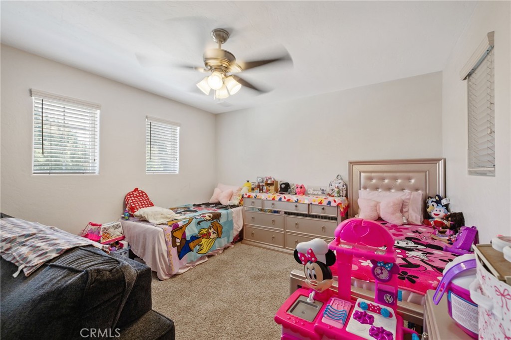 3320 W Glendale, Visalia, CA 93291