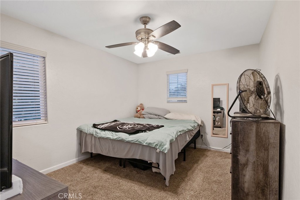 3320 W Glendale, Visalia, CA 93291