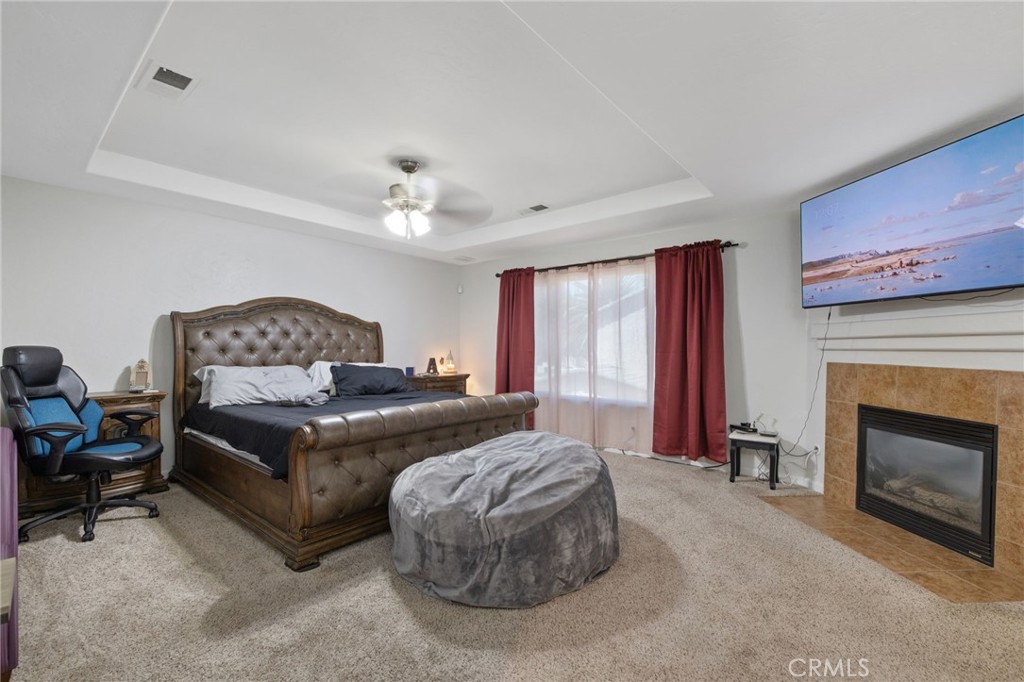 3320 W Glendale, Visalia, CA 93291
