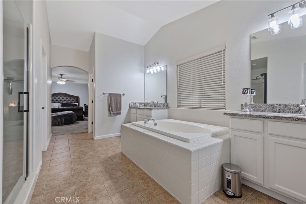3320 W Glendale, Visalia, CA 93291