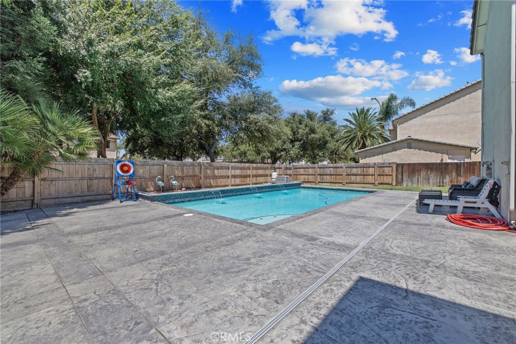 3320 W Glendale, Visalia, CA 93291